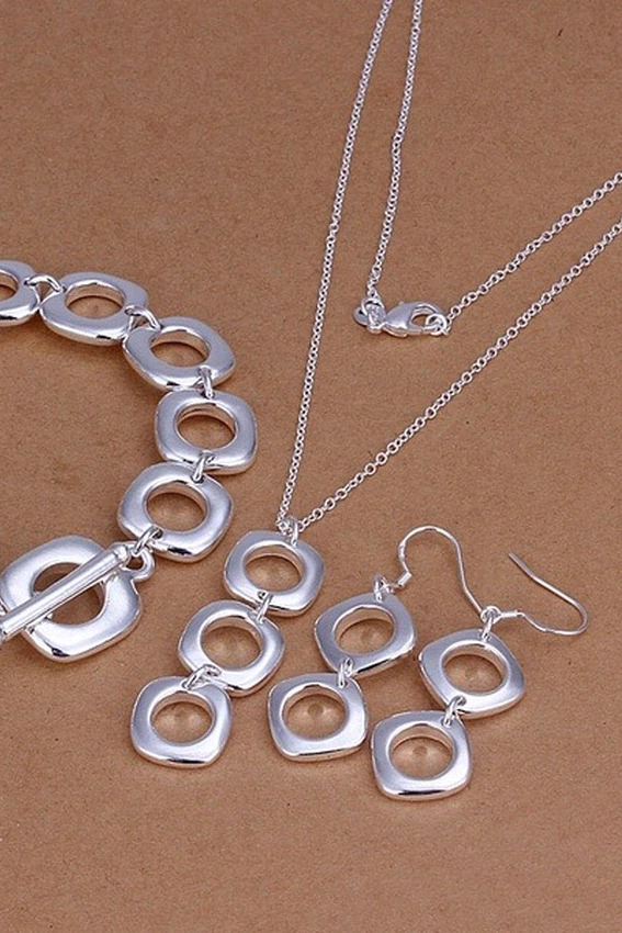 0-b5642c.jpeg 0-b5642c.jpeg