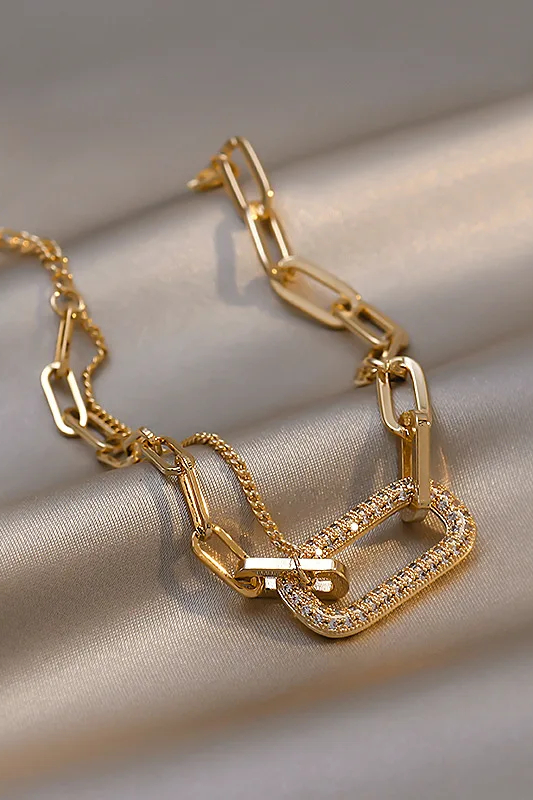 0-0cb9bf.jpeg 0-0cb9bf.jpeg