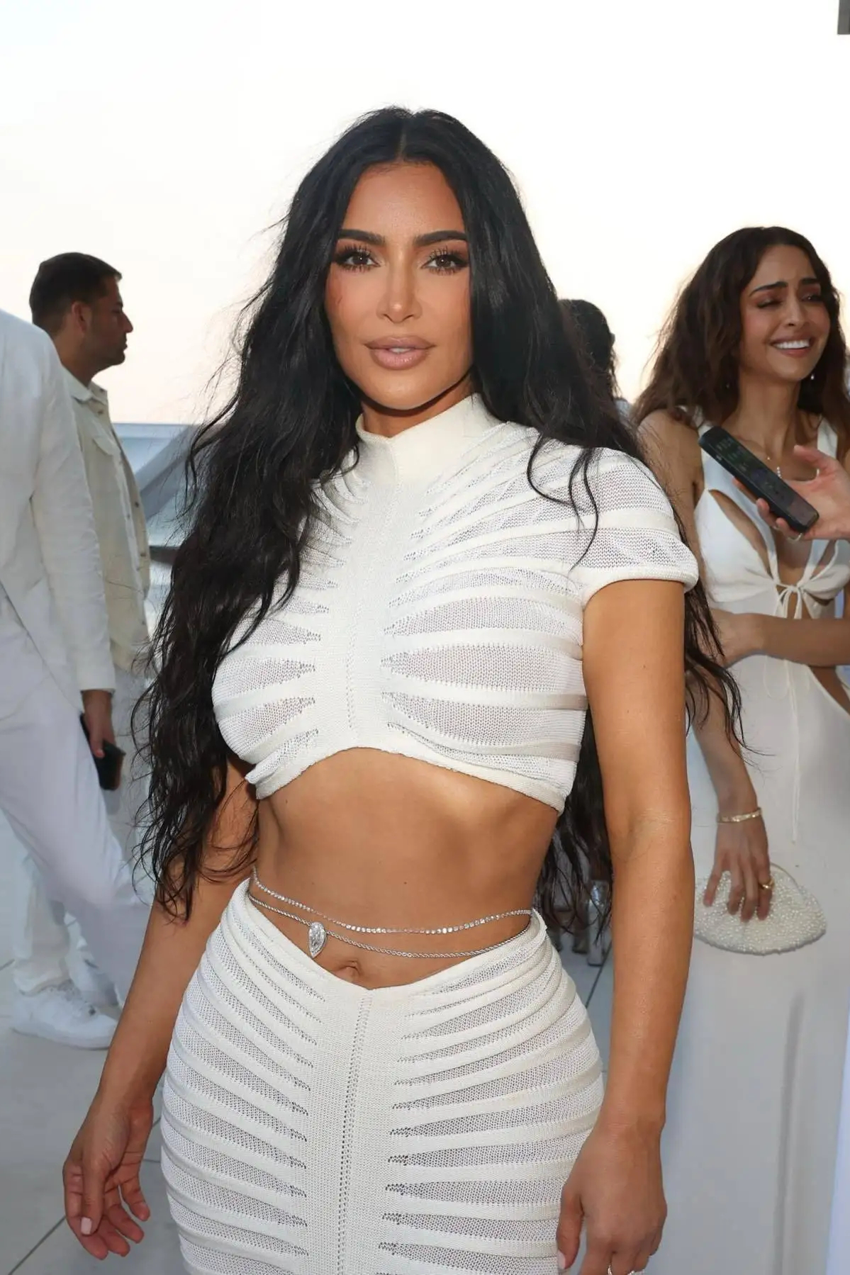 0-3e6128.jpeg 0-3e6128.jpeg