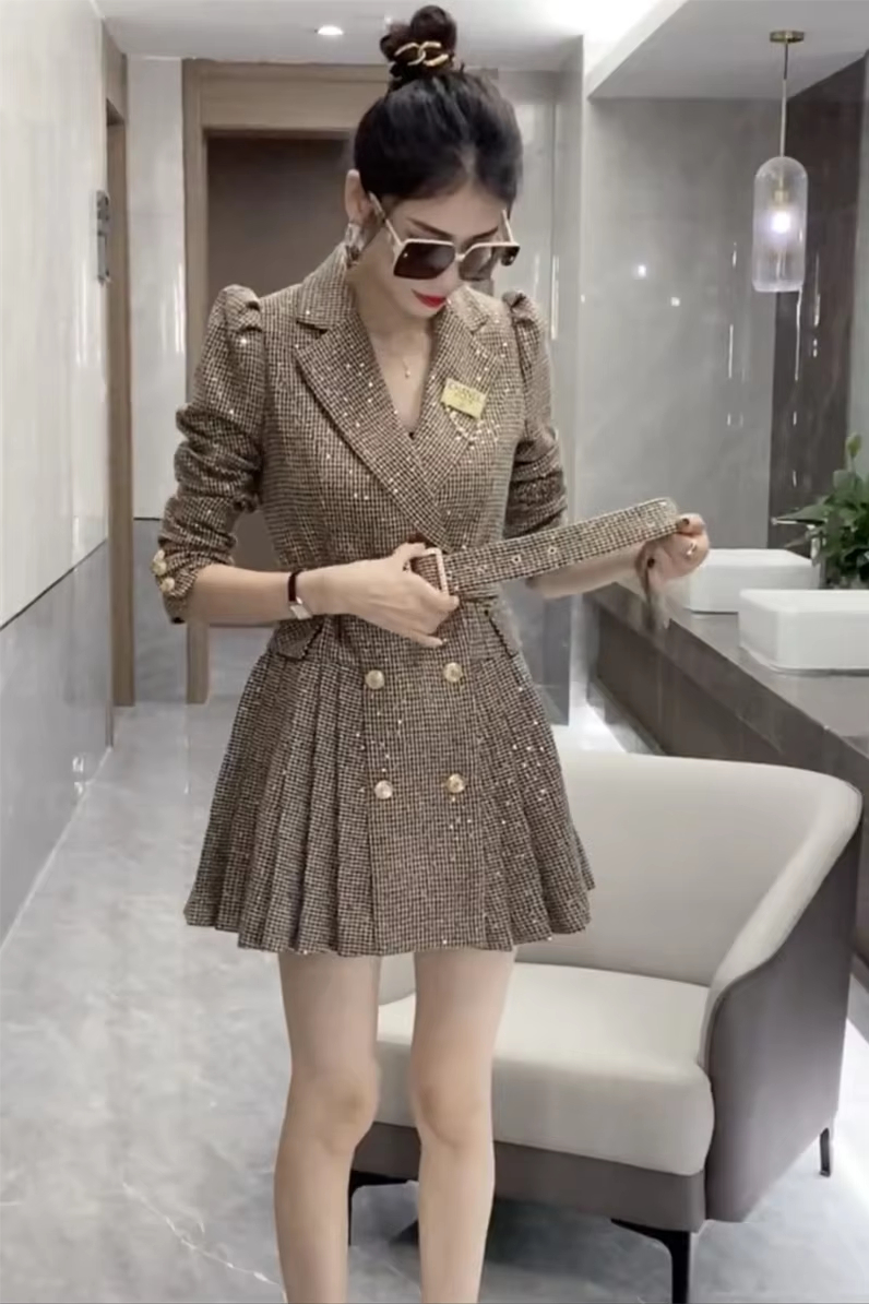 0-09222a.jpeg 0-09222a.jpeg