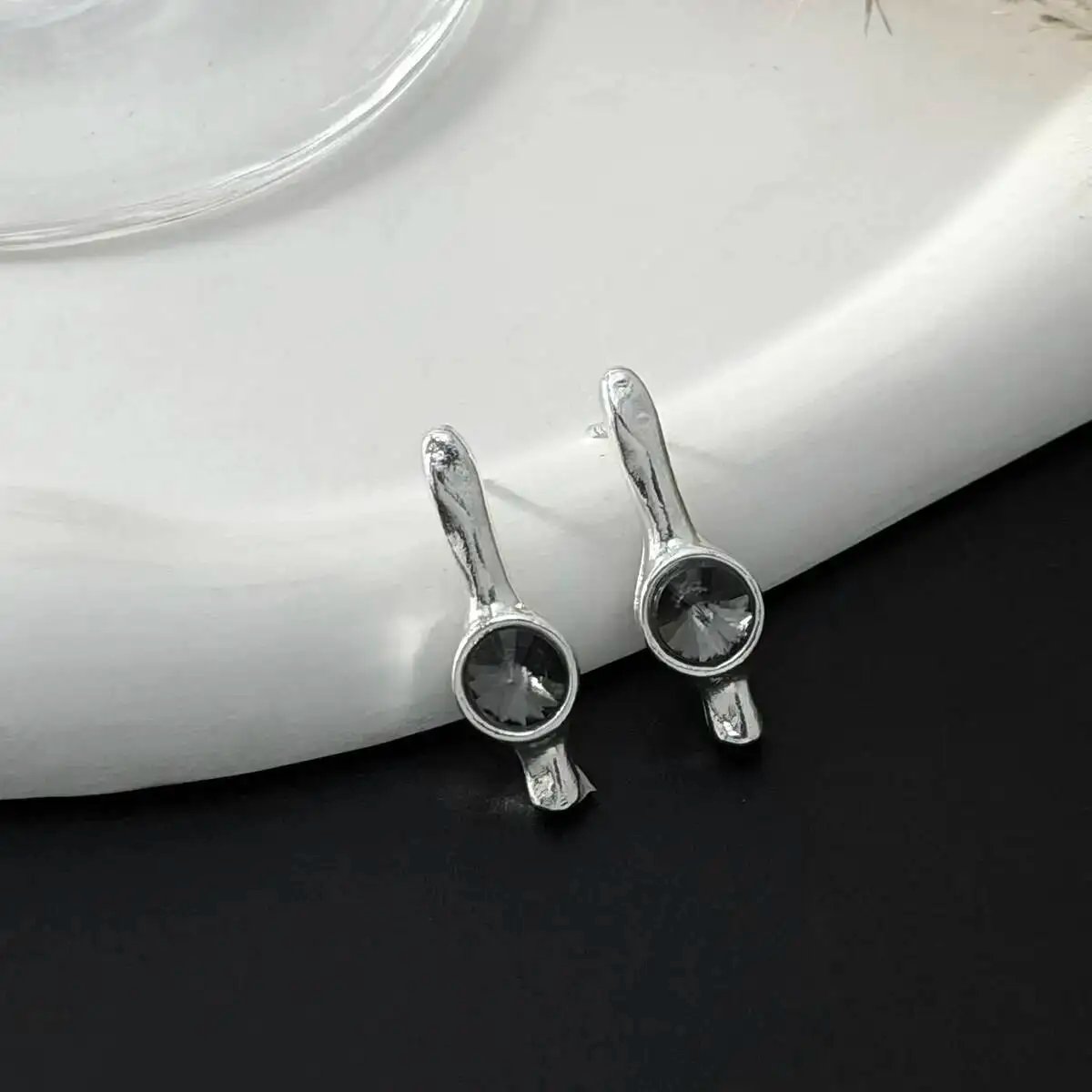 Fleepmart Creative Irregular Rhinestones Stud Earrings for Women unique Geometric Piercing Earrings 2026 New Jewelry Accessories