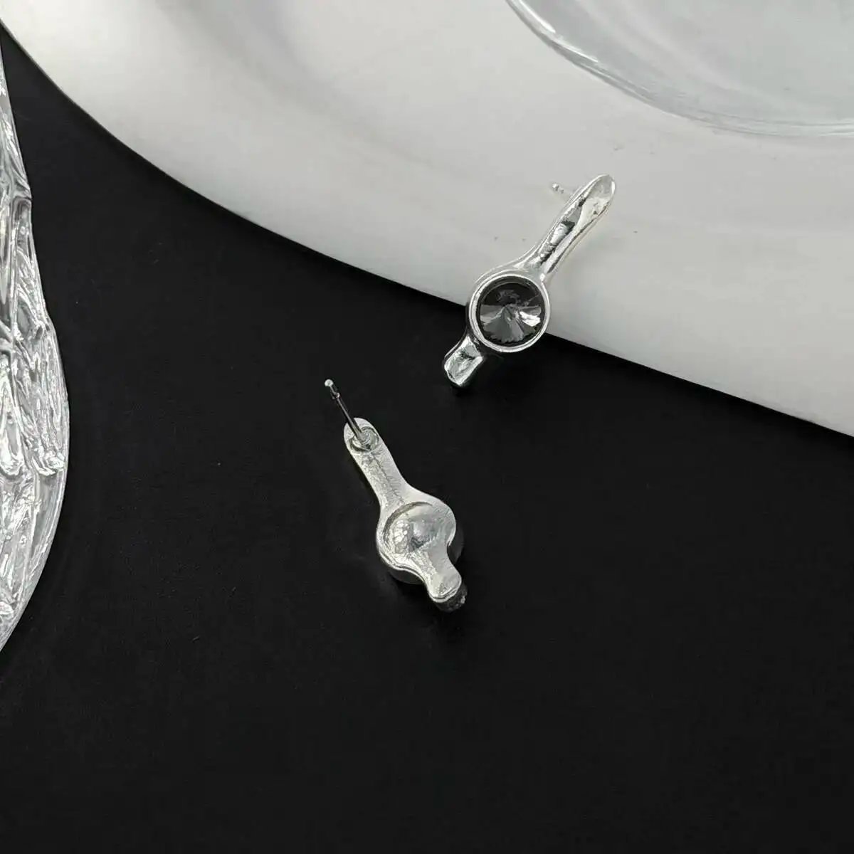 Fleepmart Creative Irregular Rhinestones Stud Earrings for Women unique Geometric Piercing Earrings 2026 New Jewelry Accessories