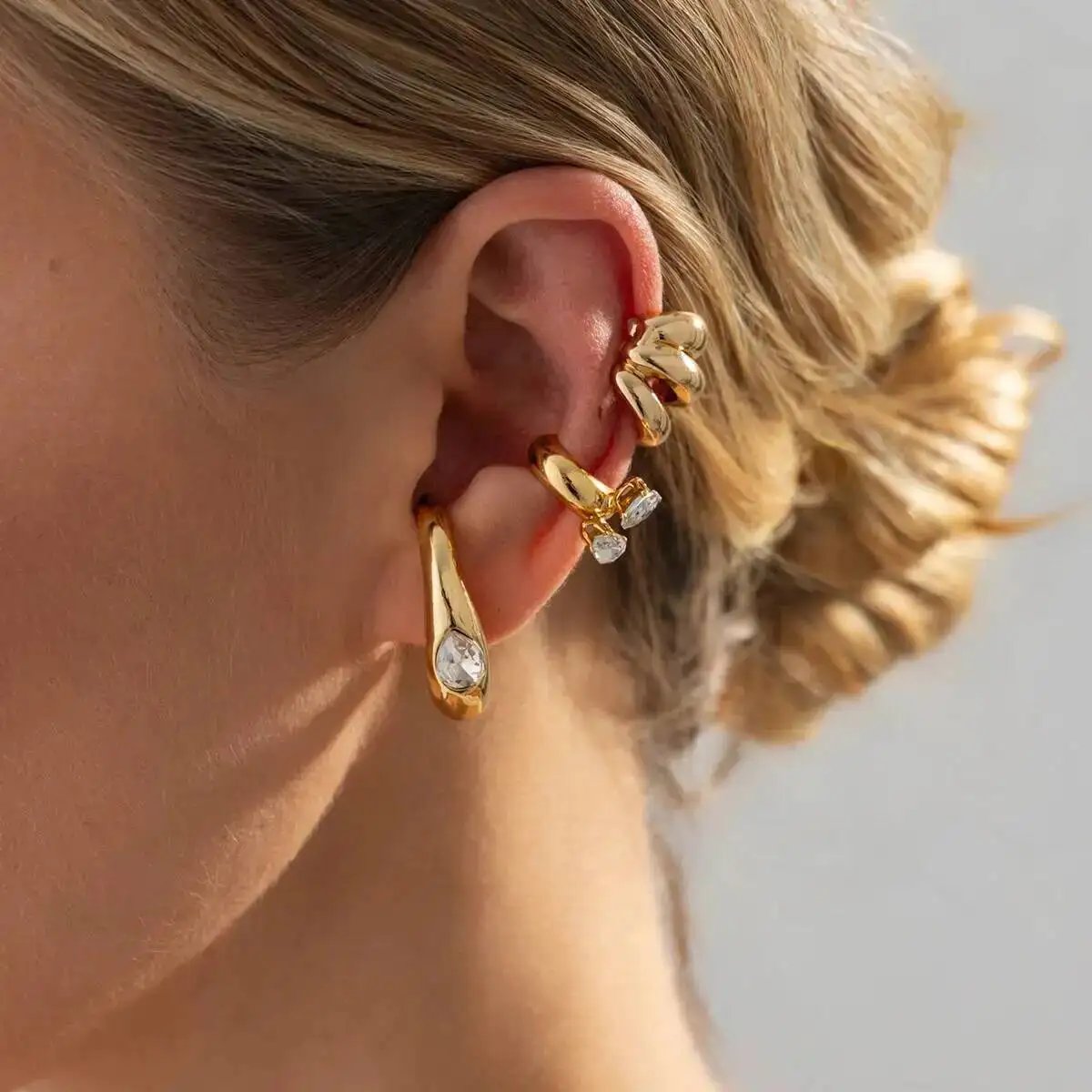Fleepmart 3Pcs/Set Unique Inlaid Rhinestone Clip Earrings for Women Personalized Gold Color C-shaped Ear Cuff 2026 New Jewelry