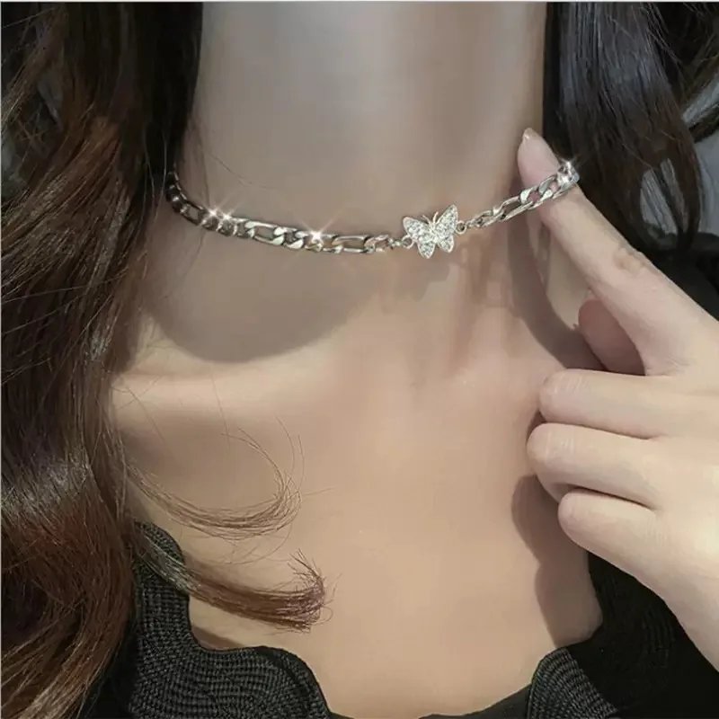 Shiny Butterfly Necklace for Women – Double Layer Clavicle Chain Pendant, Elegant Fashion Jewelry Gift Shiny Butterfly Necklace for Women – Double Layer Clavicle Chain Pendant, Elegant Fashion Jewelry Gift