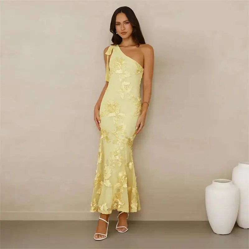 Fleepmart 3D Floral Applique Sexy Maxi Dress Women Elegant One Shoulder Backless Sleeveless Bodycon Club Party Evening Long Dress Fleepmart 3D Floral Applique Sexy Maxi Dress Women Elegant One Shoulder Backless Sleeveless Bodycon Club Party Evening Long Dress