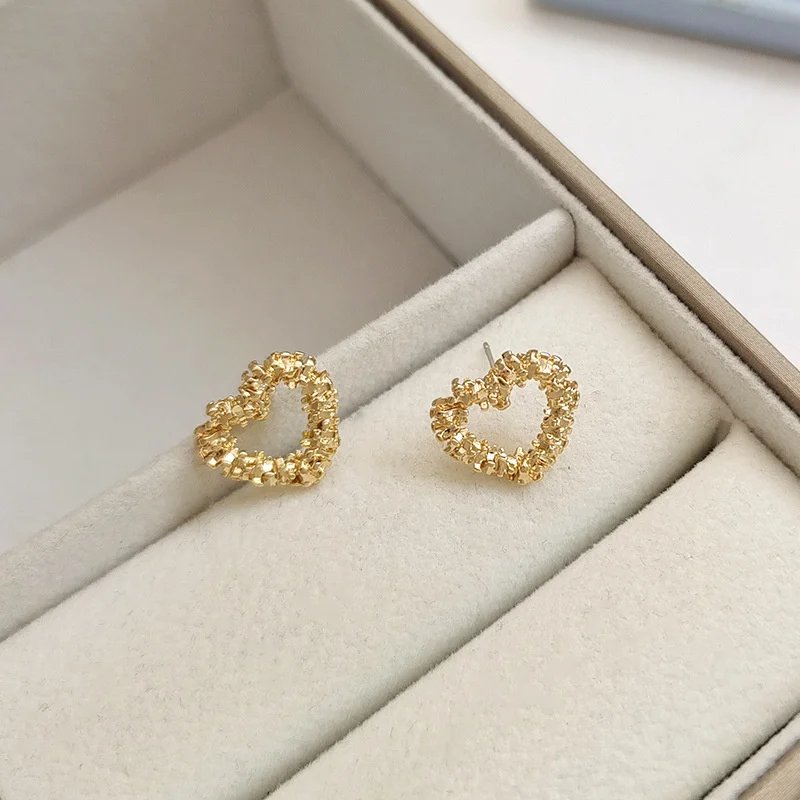 Vintage Silver Heart Stud Earrings for Women | Geometric Wave Design