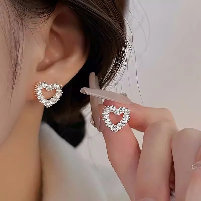 Vintage Silver Heart Stud Earrings for Women | Geometric Wave Design