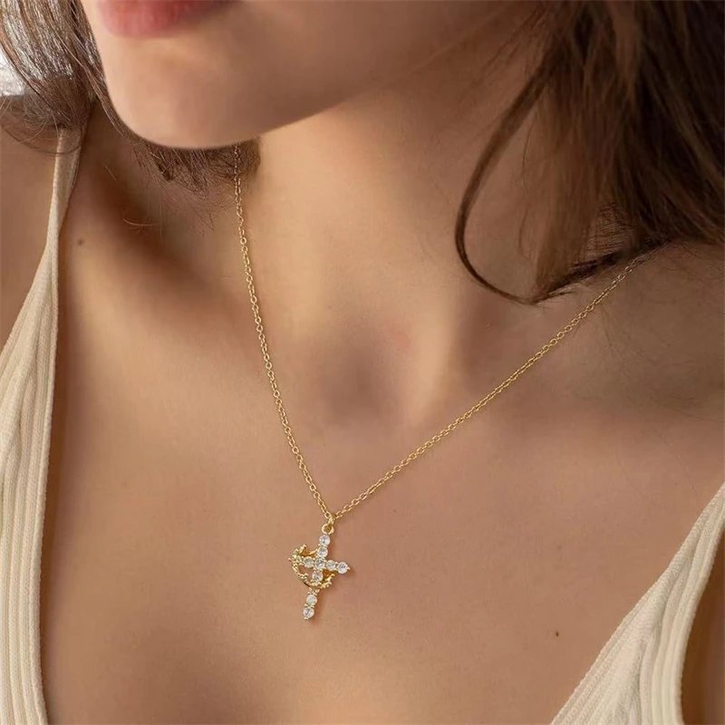 Fleepmart Stainless Steel Cross Zircon Choker Rings Necklace for Women Fashion Rotatable Crown Cross Chain Christian Prayer Jewelry Gift
